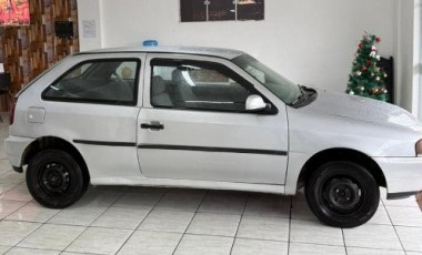 Gol é furtado durante a madrugada na Av. Washington Luís