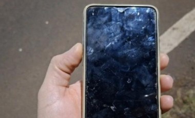 Mulher é presa após furtar celular em estabelecimento