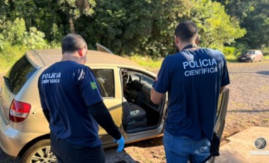 Veículo furtado é recuperado pela Polícia Militar no centro da cidade