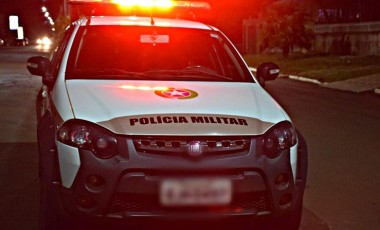 Mulher aciona botão do pânico após ex-cunhado com medida protetiva se aproximar