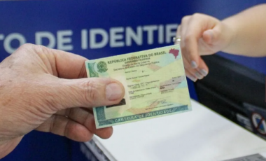 Beneficiários do Bolsa Família e INSS têm novo prazo para emitir a Carteira de Identidade Nacional