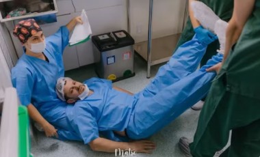 Pai desmaia ao ver filha nascer em SC, diverte equipe e vídeo viraliza nas redes sociais