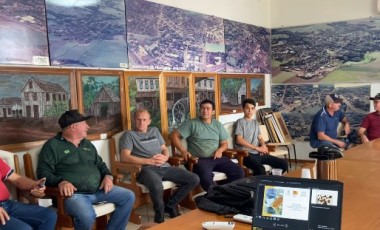 Reunião reúne apicultores e debate fortalecimento da atividade