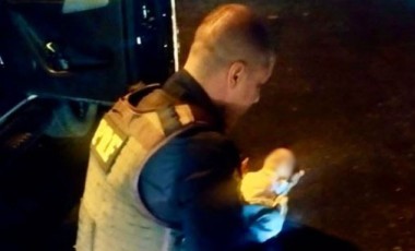 PRF salva recém-nascida engasgada e cena comove