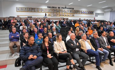 Audiência pública na Câmara debate situação da Avenida Willy Barth e BRs 282 e 163