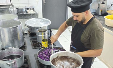 Merendeiro de Francisco Beltrão vence concurso nacional de receitas escolares