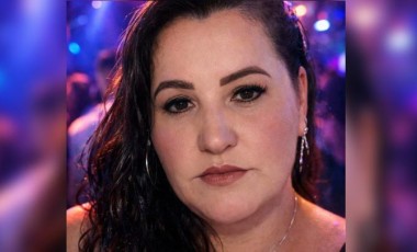 Mulher morre após colisão entre moto e carro na PR-280