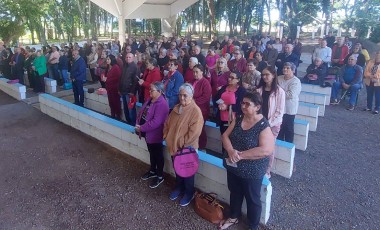 Grupo de idosos visita o Santuário de Nossa Senhora Aparecida em Santa Izabel do Oeste