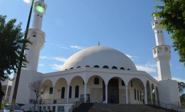 Mulheres muçulmanas são agredidas e têm hijab arrancado em shopping