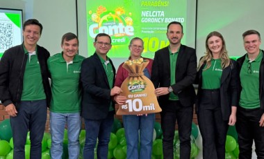Sicredi Fronteiras reúne associados e entrega R$ 110 mil em prêmios