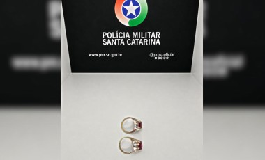 Homem é preso por suspeita de vender bijuterias como ouro em Ipumirim