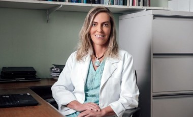 Cientista brasileira desenvolve tratamento experimental para lesões medulares