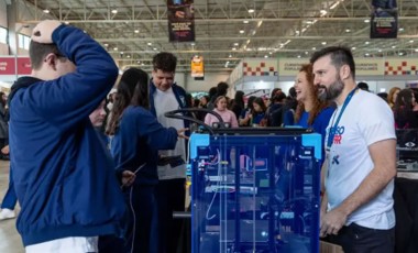 Seed participa da Universo UFPR e apresenta programas para acesso ao ensino superior