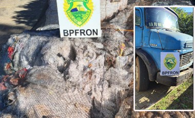 BPFRON apreende caminhão carregado com recicláveis irregulares vindos da Argentina