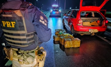PRF apreende 163 quilos de maconha e prende dois homens no Oeste de SC
