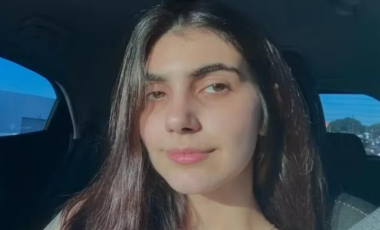 Jovem é encontrada morta em apartamento e namorado é preso por suspeita de feminicídio em SC