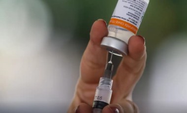 Há 5 anos, Brasil aplicava primeiras doses de vacina contra a covid-19