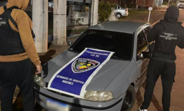 Polícia de Misiones recupera carro furtado no Brasil durante operação de fronteira
