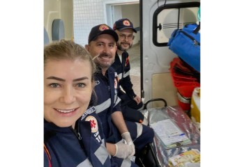 Bebê nasce dentro de ambulância do SAMU durante transferência