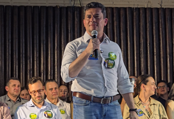 Moro sobe o tom contra Lula durante encontro político no Sudoeste