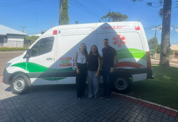 Município recebe nova ambulância equipada como UTI móvel