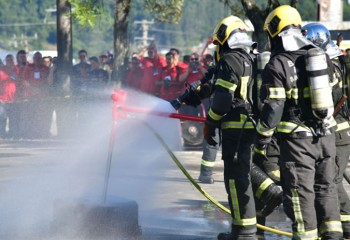 Bombeiros de SC regulamentam pontos de recarga para veículos elétricos em edificações Instrução