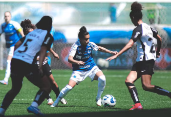 Corinthians e Cruzeiro empatam no primeiro jogo da final