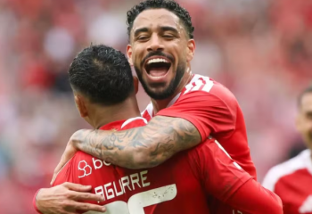 Internacional vence o Botafogo por 3 a 0 e deixa provisoriamente a zona de rebaixamento