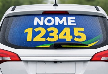 Adesivo de campanha no carro pode colocar seguro em risco durante as eleições, alerta FenSeg
