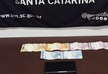 Polícia Militar recupera celular furtado em mercado