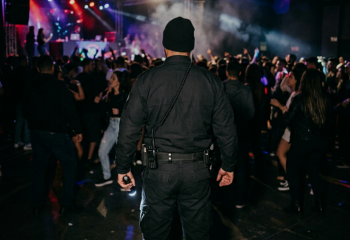 Trabalhador é morto a tiros após discussão entre jovem e segurança em baile
