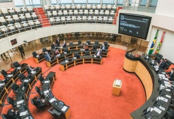 40 vereadores disputam vagas na Assembleia Legislativa de Santa Catarina nestas eleições