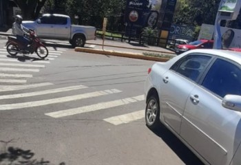 Adolescente é atropelado por carro