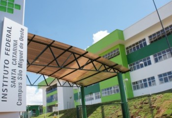 IFSC abre concurso público com 65 vagas e salários de até R$ 13,2 mil em Santa Catarina