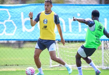 Grêmio intensifica preparação para enfrentar o Coritiba pelo Brasileirão