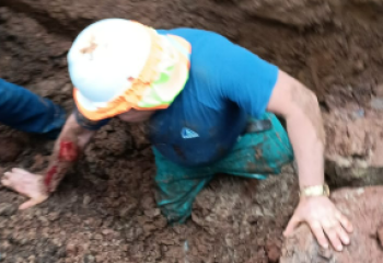 Trabalhador fica parcialmente soterrado durante obra