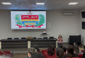 Debate discute uso de veículos elétricos por adolescentes