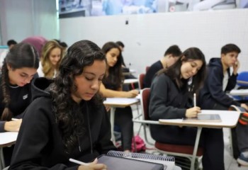 Conheça as regras para a prova de redação do Enem 2025 no domingo