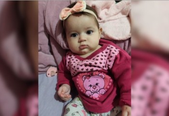 Bebê de 7 meses que morreu em acidente na BR-470 é sepultada em Frei Rogério