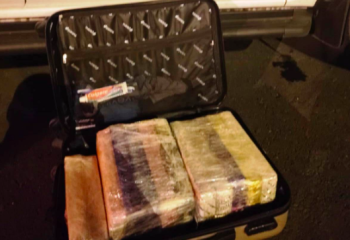 Passageiro de ônibus é preso com mais de 15 kg de maconha no Oeste