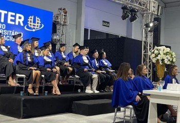 Formatura da Uninter reúne emoção e conquistas