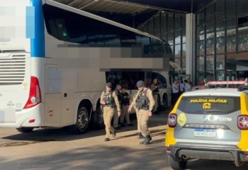 Passageiro de ônibus é encontrado morto durante viagem