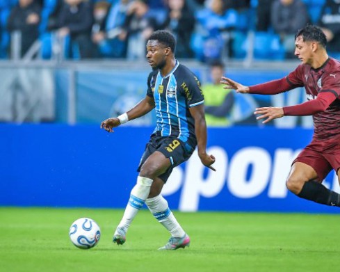 Grêmio empata com o Torque e vai disputar playoff da Sul-Americana