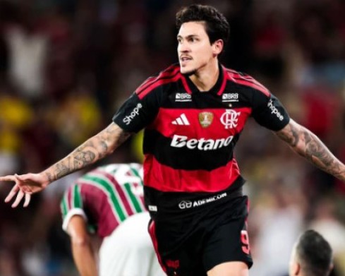Flamengo vence o Fluminense no Maracanã com dois gols de Pedro pelo Brasileirão