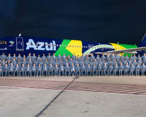 Seleção Brasileira embarca para os Estados Unidos em busca do hexacampeonato mundial