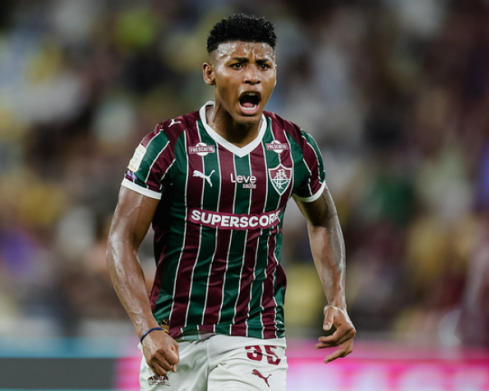 Fluminense vira sobre o Internacional e vence no Maracanã pelo Brasileirão