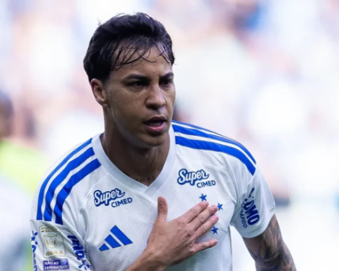 Cruzeiro vira sobre o Grêmio com três gols de Kaio Jorge e amplia crise do Tricolor