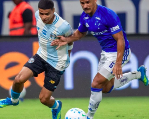 Grêmio é derrotado pelo Cruzeiro e fica mais perto do Z-4 do Brasileirão