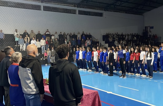 Esporte e integração reúnem quatro escolas nas Olimpíadas da Tia Jô