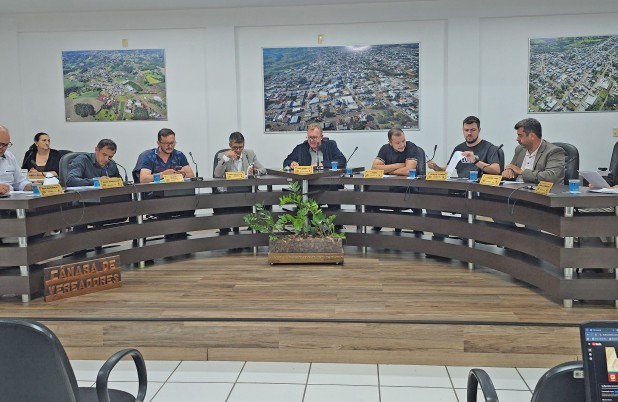 Câmara de Vereadores debate demandas da comunidade e define data para eleição da Mesa Diretora